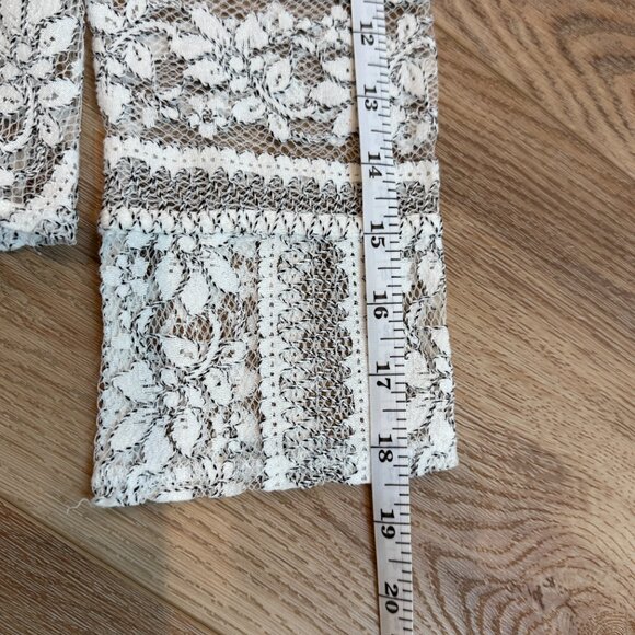 Anthropologie White & Black Lace Long Sleeve Blouse – Size Small - Picture 7 of 8
